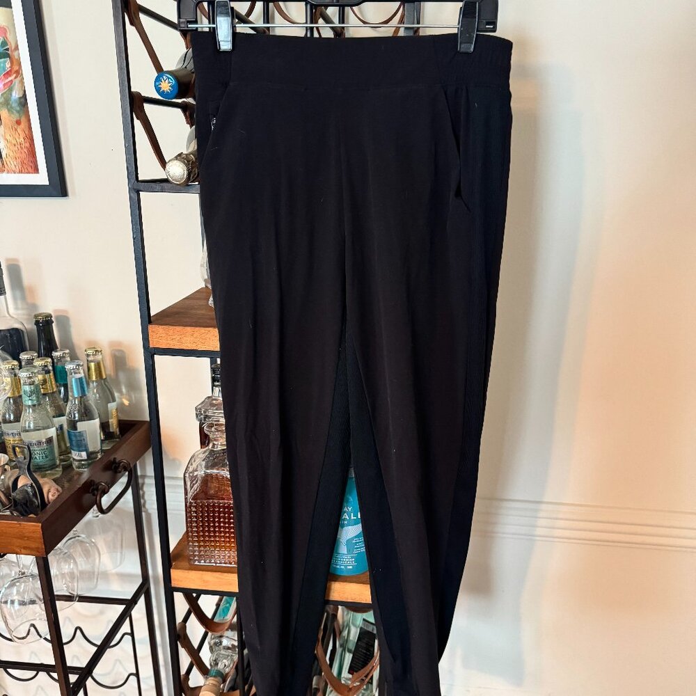 Athleta Black Mid-Rise Jogger - Worn Once - Size 2